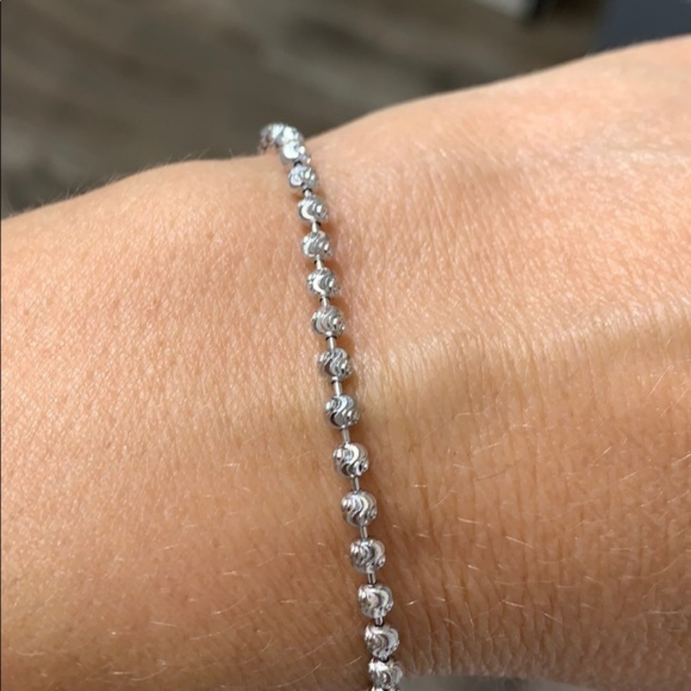 Silver 3mm Round diamond cut Bead Bracelet 7.5